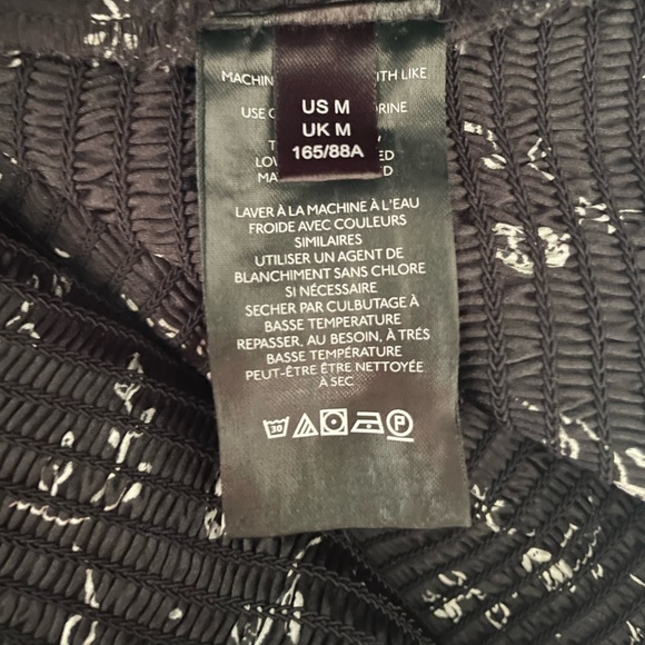 Urban Outfitters Wrap Top - Picture 4 of 4